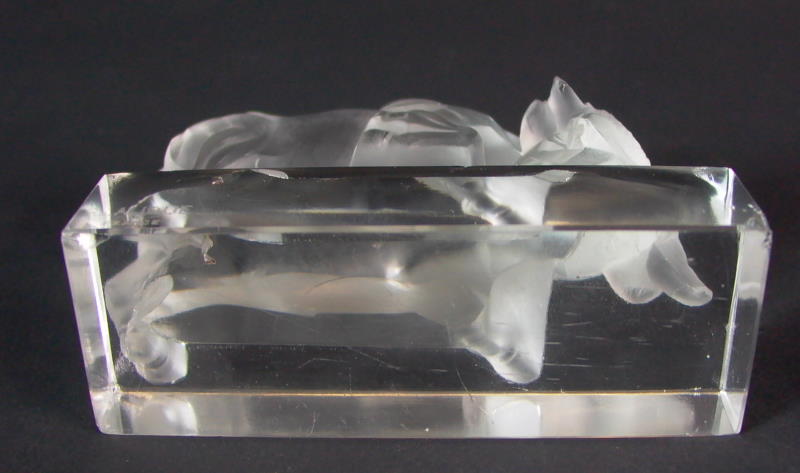 schöne alte Glasfigur   Stier   signiert R. Lalique